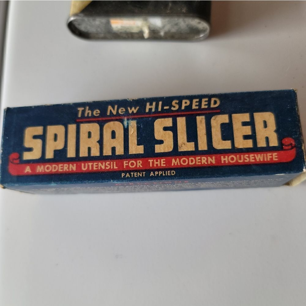 Antique Spiral Slicer 